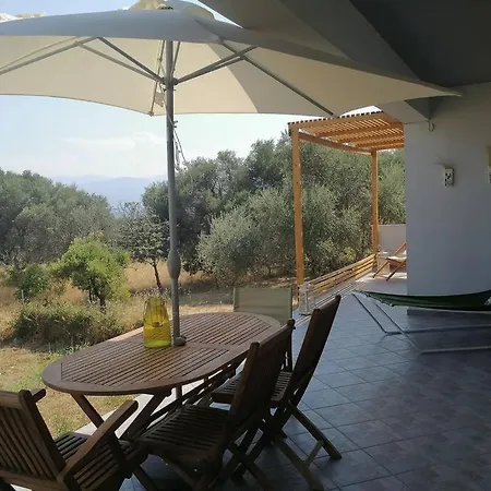 Family House * Marathias (Fokida)